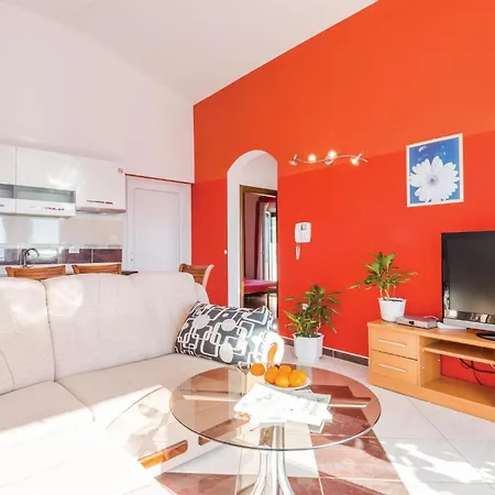 With Sea View 01 Apartman *