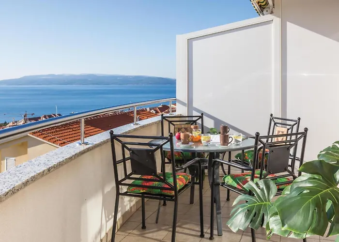 Daire With Sea View 01 Makarska